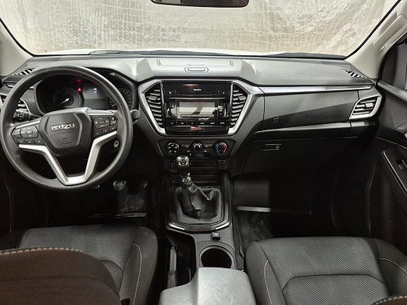 Isuzu D-max 6 of 7