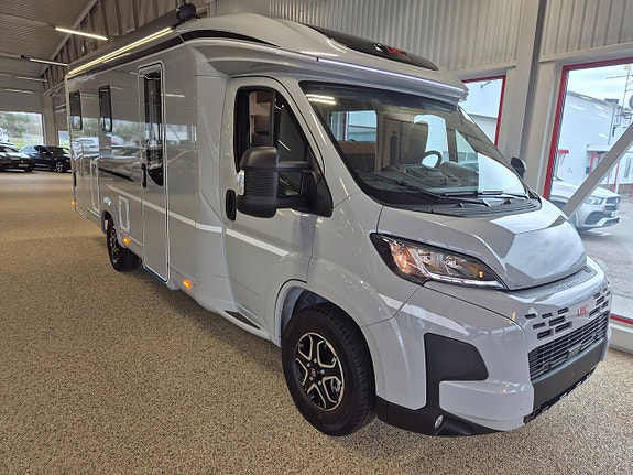LMC CRUISER 2.0 T750 EL 140HK Husbil Aut