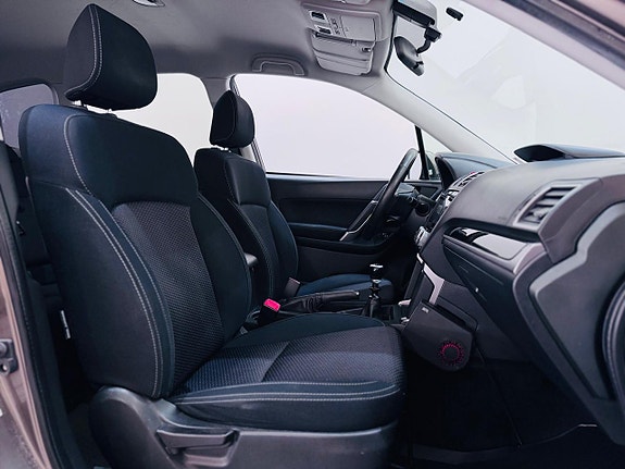 Subaru Forester 7 of 23