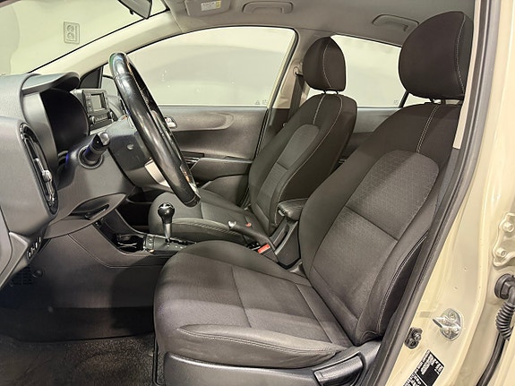 Kia Picanto 10 of 20