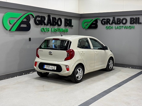 Kia Picanto 5 of 20