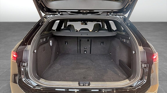 Volkswagen Passat 14 of 15