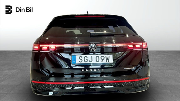 Volkswagen Passat 5 of 5