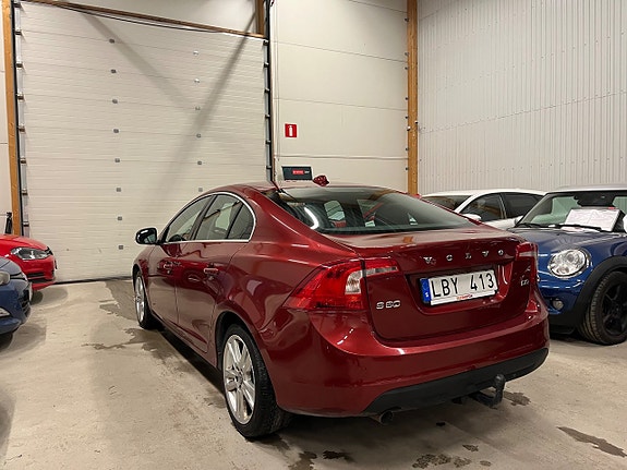 Volvo S60 5 of 5
