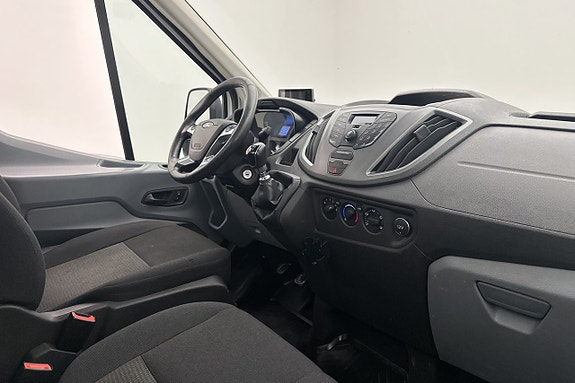Ford Transit 24 of 24