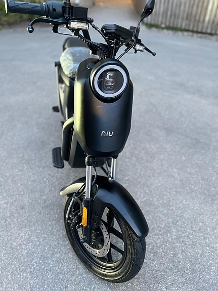 NIU NIU UQI GT PRO 2 of 4