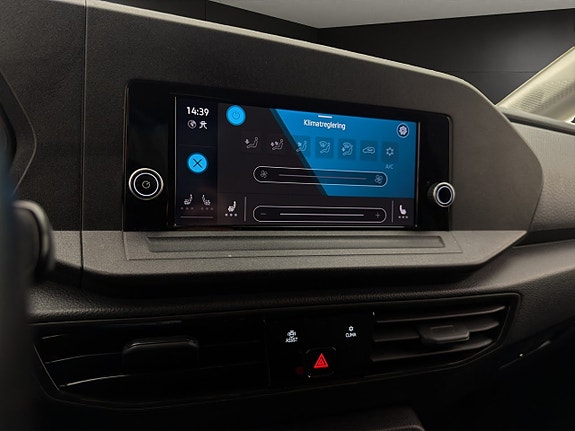 Volkswagen Caddy 22 of 30