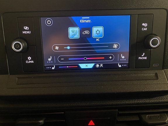 Volkswagen Caddy Maxi 14 of 22