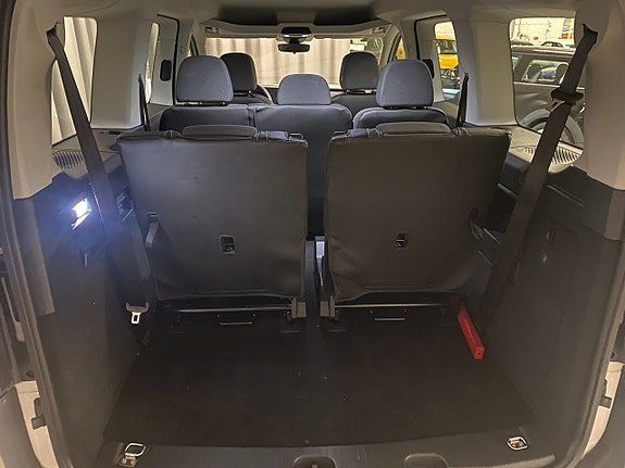 Volkswagen Caddy Maxi 7 of 22