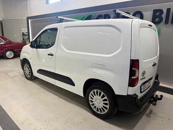 Toyota Proace City 3 of 5