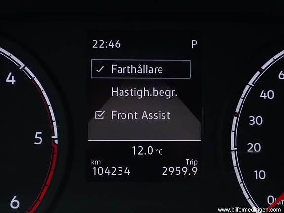 Volkswagen Caddy 10 of 22
