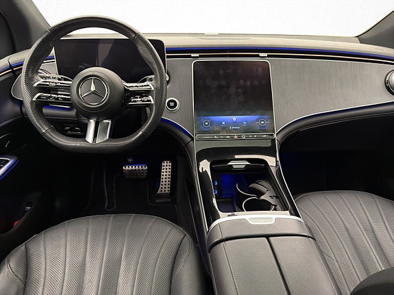 Mercedes-Benz EQE350 19 of 30