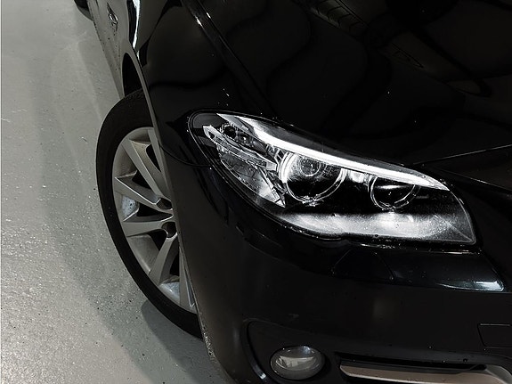 BMW 520 3 of 5