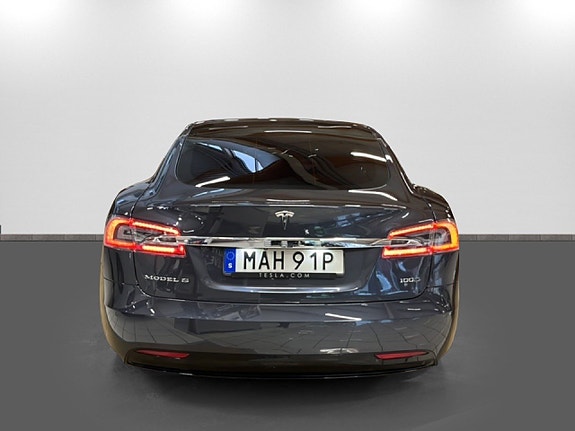Tesla Model S 5 of 23