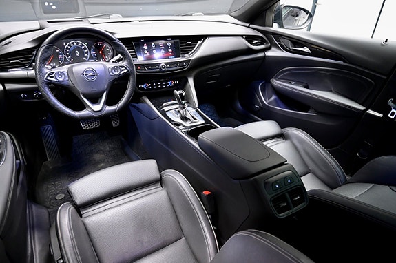Opel Insignia 15 of 26