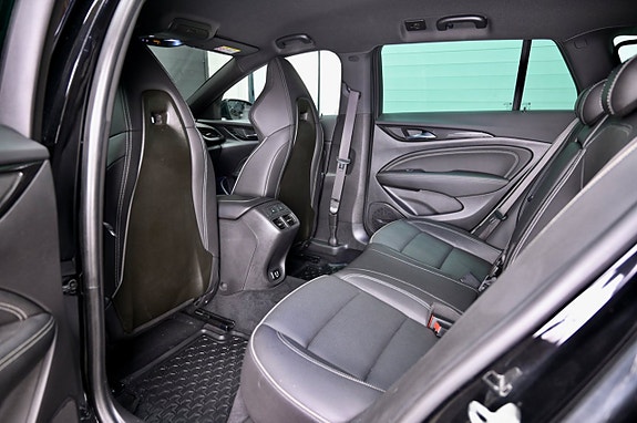 Opel Insignia 11 of 26