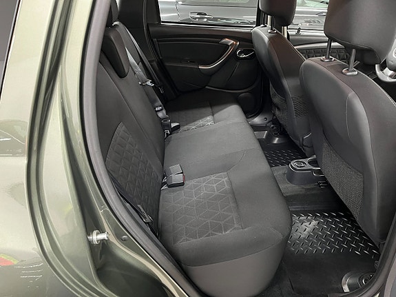 Dacia Duster 16 of 19