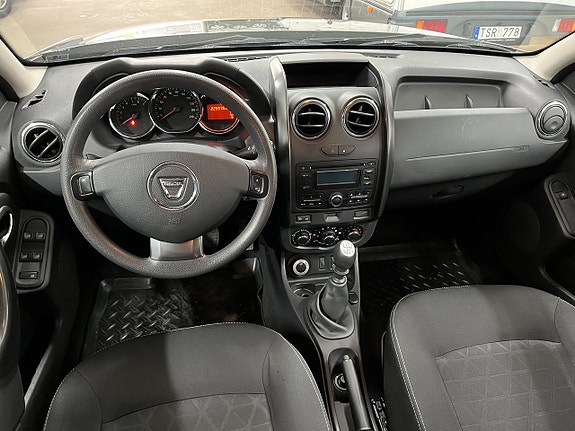 Dacia Duster 13 of 19