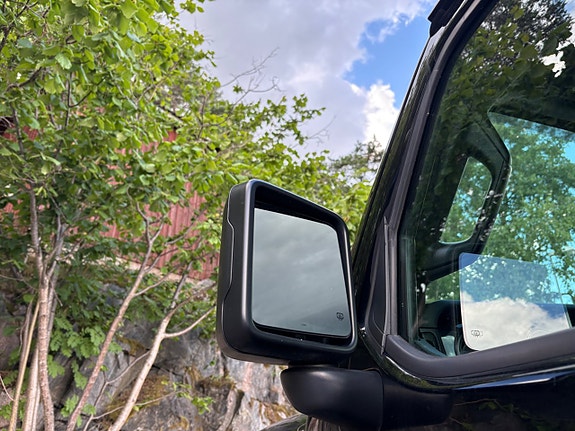 Jeep Wrangler 8 of 19
