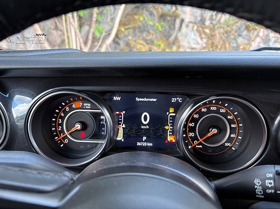 Jeep Wrangler 19 of 19
