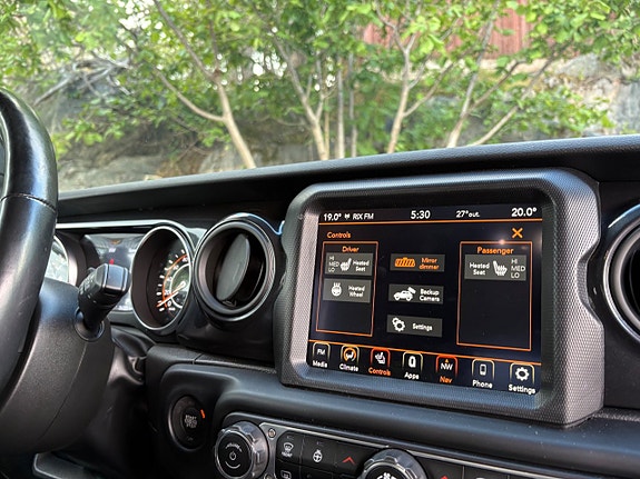 Jeep Wrangler 12 of 19