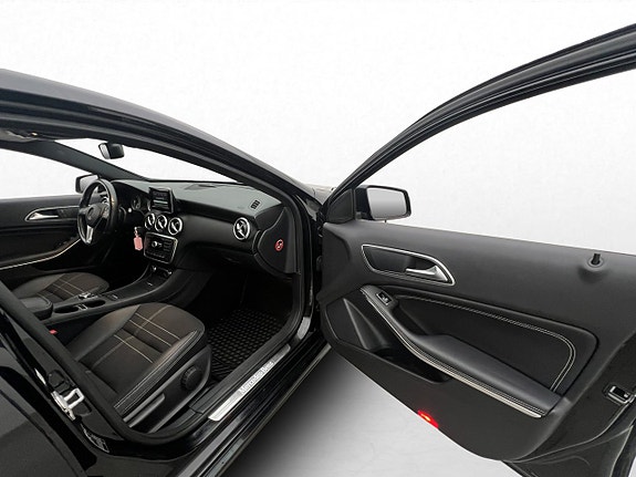 Mercedes-Benz A180 23 of 30