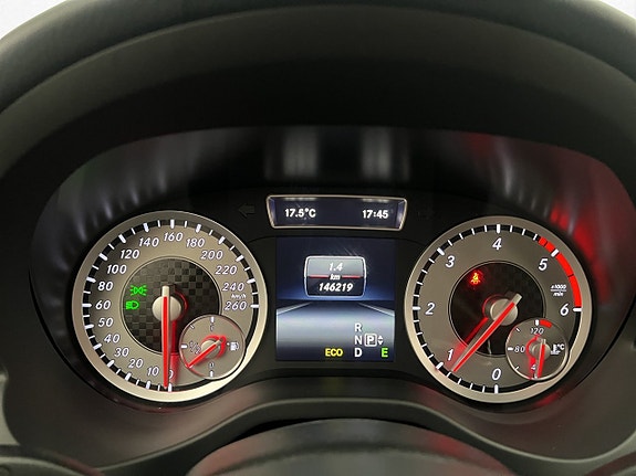 Mercedes-Benz A180 14 of 30