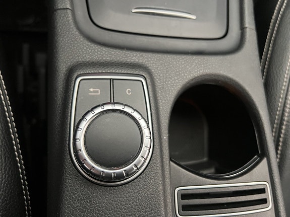 Mercedes-Benz A180 21 of 30