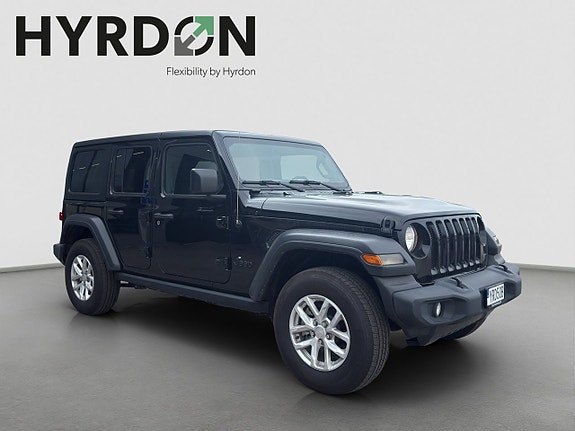 Jeep Wrangler 8 of 13