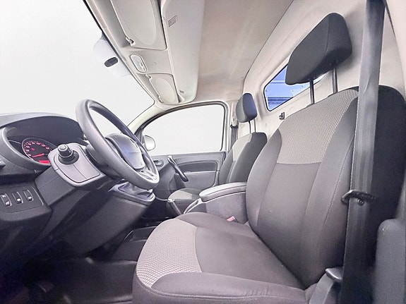 Renault Kangoo Maxi 16 of 30