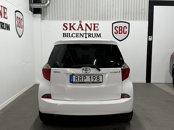 Toyota Verso-S 5 of 5