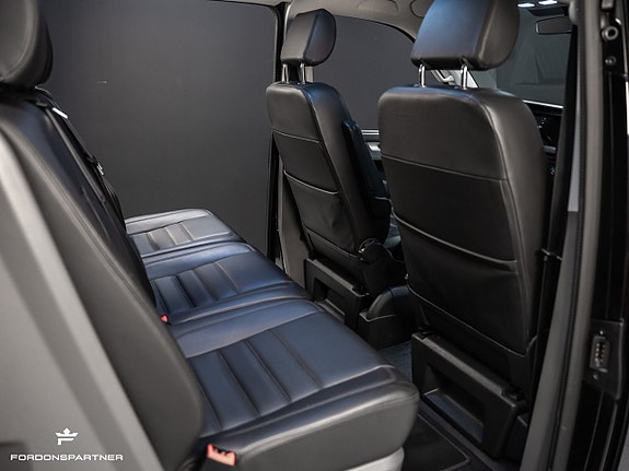 Volkswagen Transporter 17 of 30