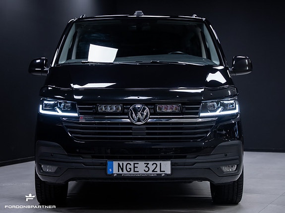 Volkswagen Transporter 2 of 5