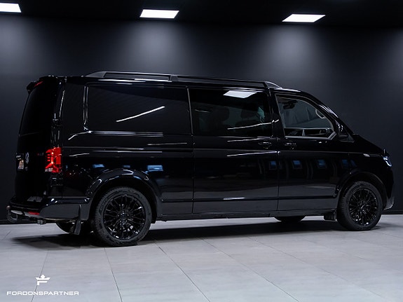 Volkswagen Transporter 10 of 30