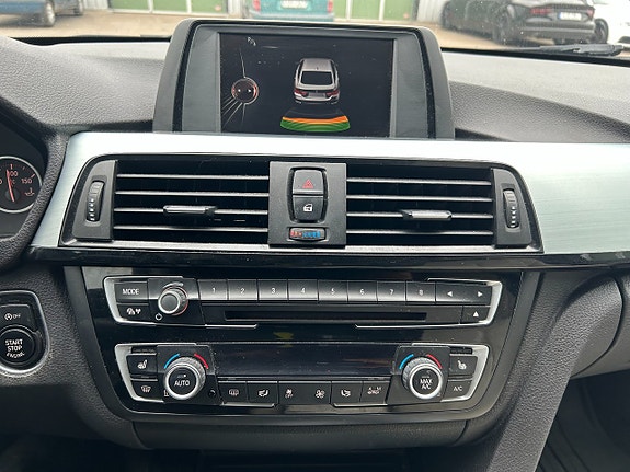 BMW 420d 14 of 17