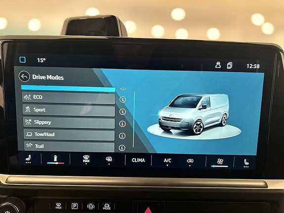 Volkswagen Transporter 16 of 17