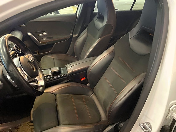 Mercedes-Benz A200 11 of 15