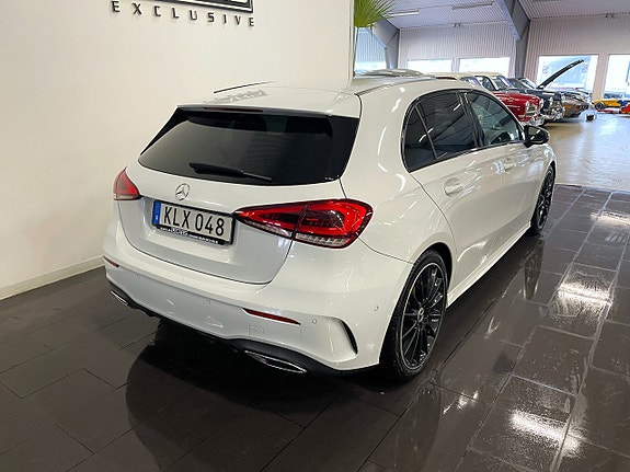Mercedes-Benz A200 3 of 5