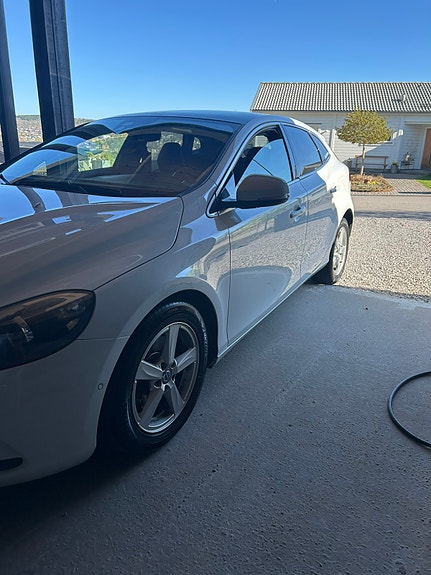 Brugt Volvo V40 1.6