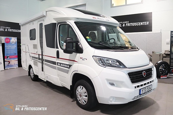 Adria Compact SLS / långbäddar/ 599CM / aut