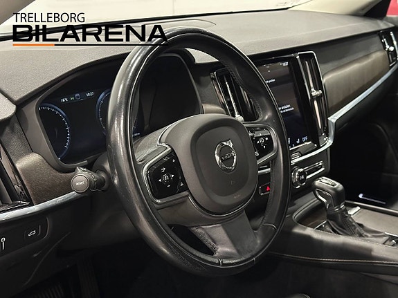 Volvo V90 Cross Country 9 of 27