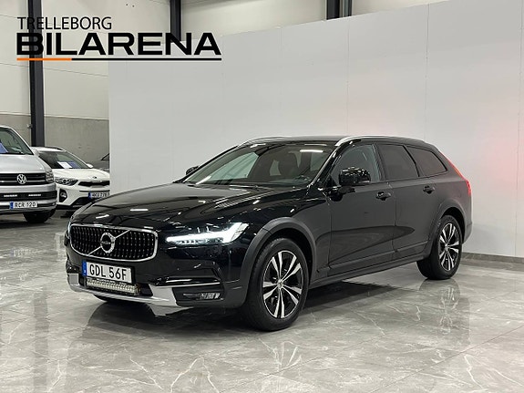 Volvo V90 Cross Country 4 of 5