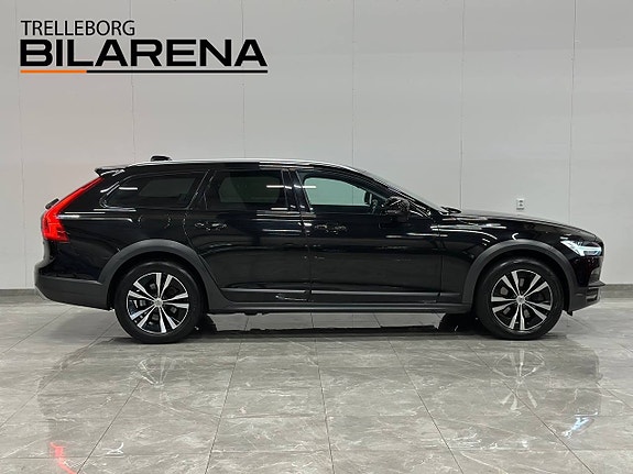 Volvo V90 Cross Country 5 of 5
