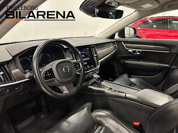 Volvo V90 Cross Country 10 of 27