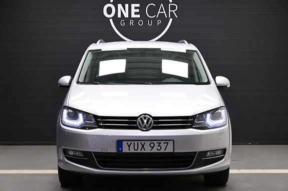 Volkswagen Sharan 3 of 5