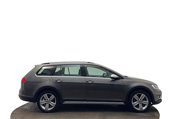 Volkswagen Golf Alltrack 5 of 30