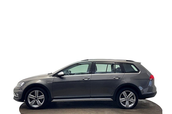 Volkswagen Golf Alltrack 10 of 30