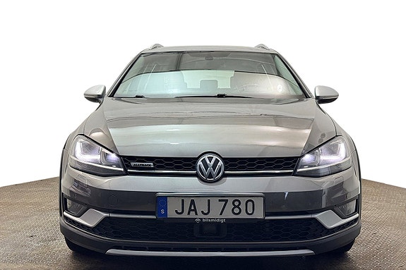 Volkswagen Golf Alltrack 3 of 30