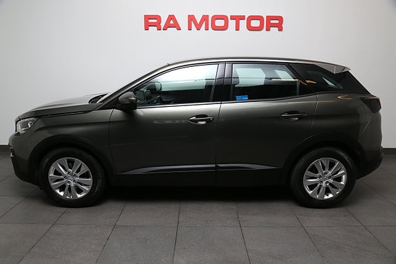 Peugeot 3008 3 of 5