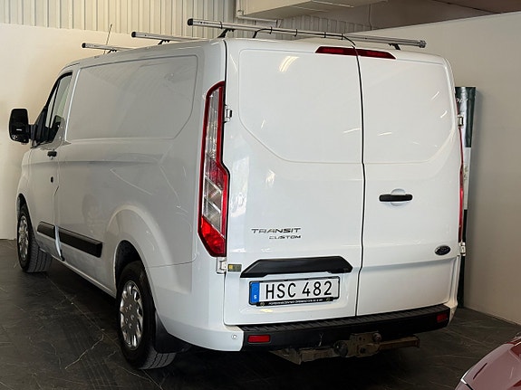 Ford Transit Custom 4 of 25